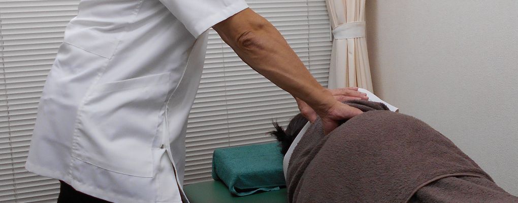 マツダ治療院.大阪市北区中津 腰痛 肩こり 手技のスペシャリスト.徒手療法＆マッサージで腰痛 肩こり改善！