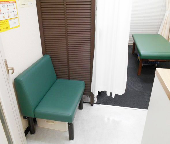 マツダ治療院.マツダ治療院.総合手技治療.カイロプラクティック.整体.交通事故治療.骨盤矯正.腰痛治療.肩こり.訪問医療マッサージ